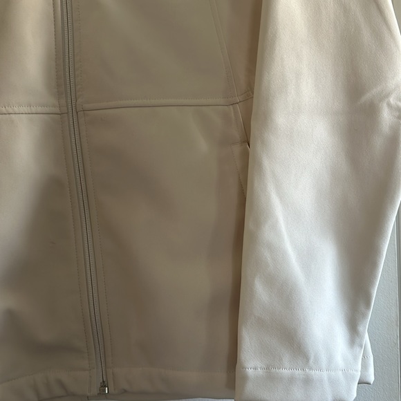 Columbia - Picture 4 of 6